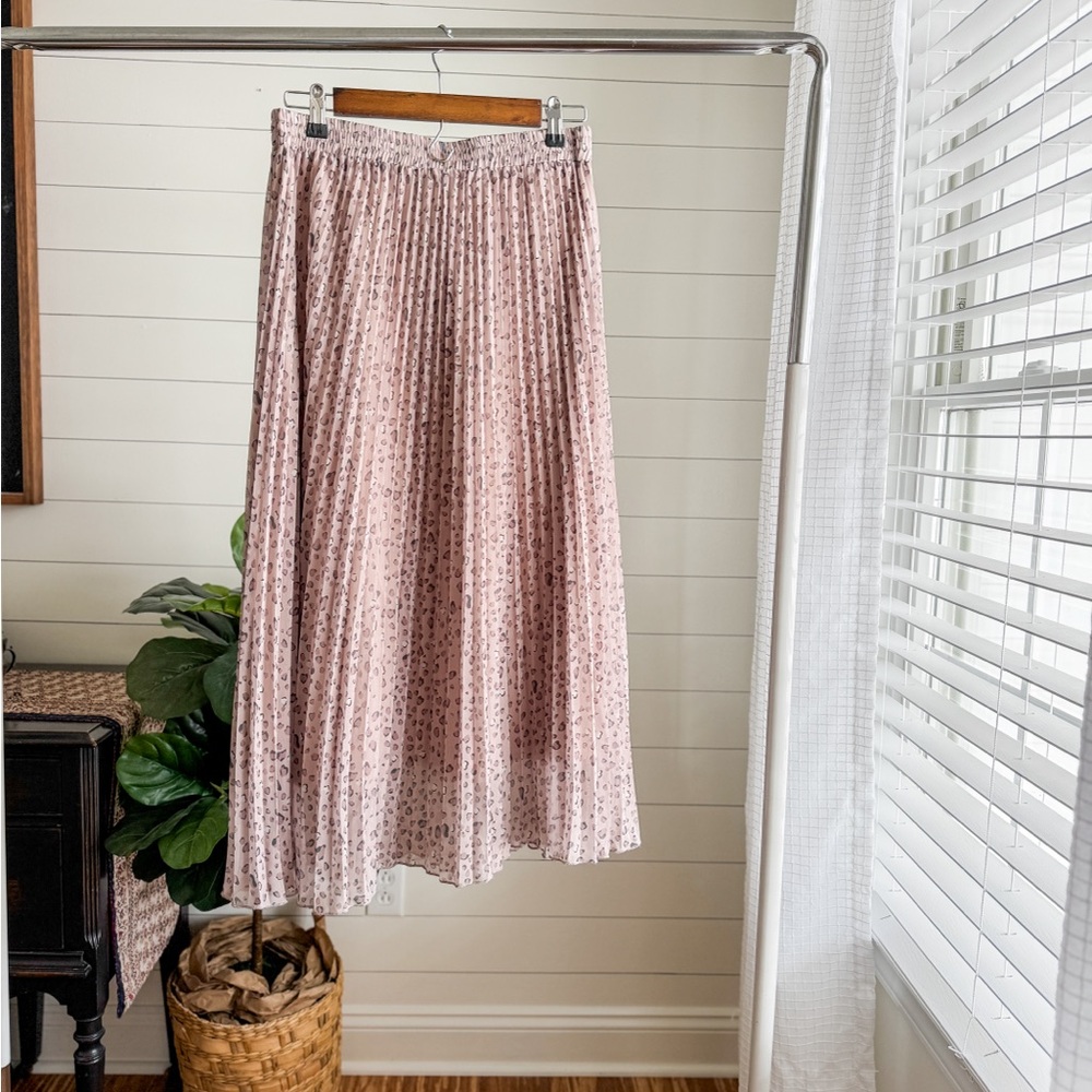 Elegant Pleated A-Line Skirt in Blush Tan
